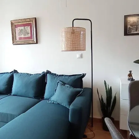 Apartment By Rentalbir El Albir